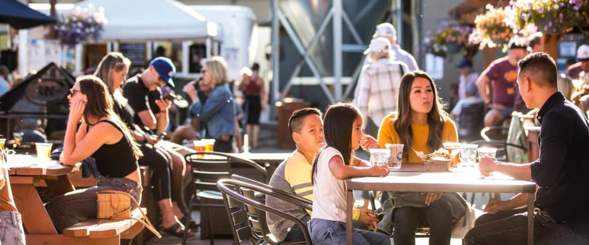 The Ins and Outs of Bringing Your Own Food and Drinks to Car Shows in Central Oregon